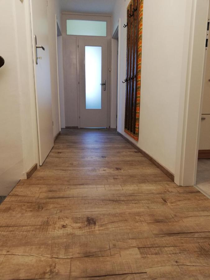 מריהצל Ferienwohnung Schuhhaus Ganster מראה חיצוני תמונה