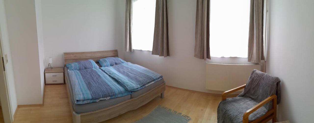מריהצל Ferienwohnung Schuhhaus Ganster מראה חיצוני תמונה
